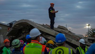 Terminan tareas de rescate en edificio derrumbado en Sudáfrica