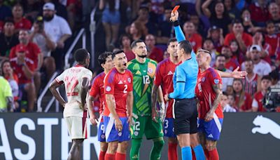 Chile cae en una tormenta perfecta: eliminado de Copa América