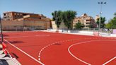 Ayuntamiento de Villena y Taller de Empleo mejoran las pistas deportivas de los colegios Príncipe Don Juan Manuel y Celada