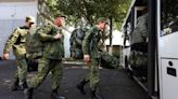 'Solo son ejercicios militares ¿verdad?': la ansiedad y el miedo de los reservistas rusos y sus familias