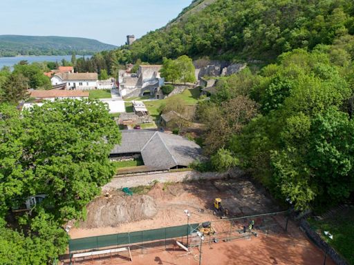 Tennis court hid ruins of 500-year-old church in Hungary — until now. Take a look