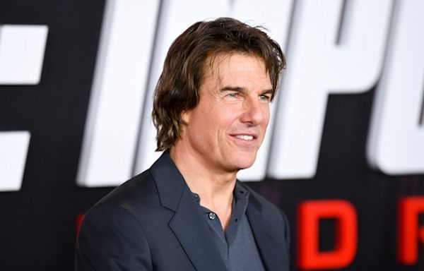 A Rare Photo of Tom Cruise With His 2 Oldest Kids Gives a Glimpse Into Their Relationship With Their Dad