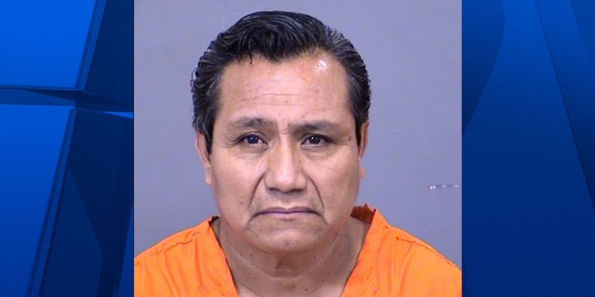 Man accused of sexual abusing patient at Phoenix senior living home