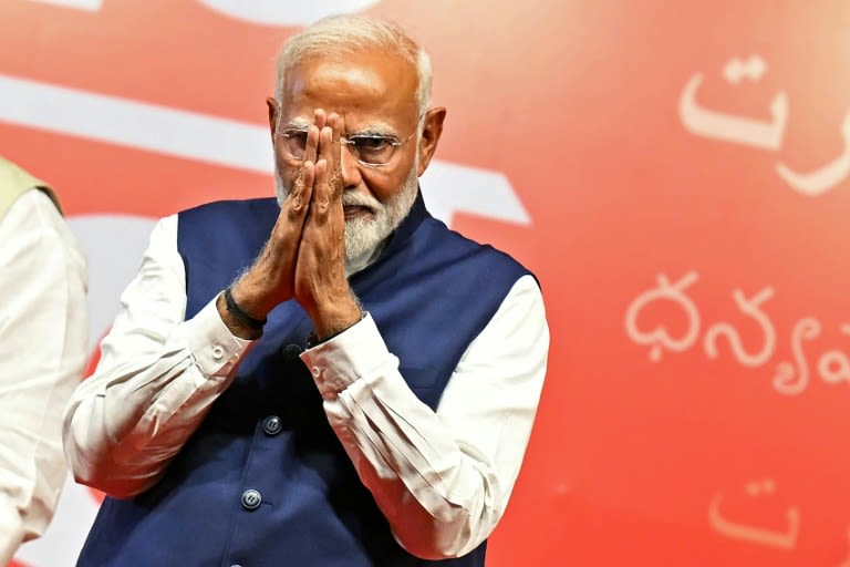India's Modi thanks coalition MPs for 'complete' support