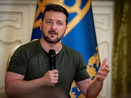 Zelenskiy proposes legislation to strip awards from Ukrainian 'traitors'