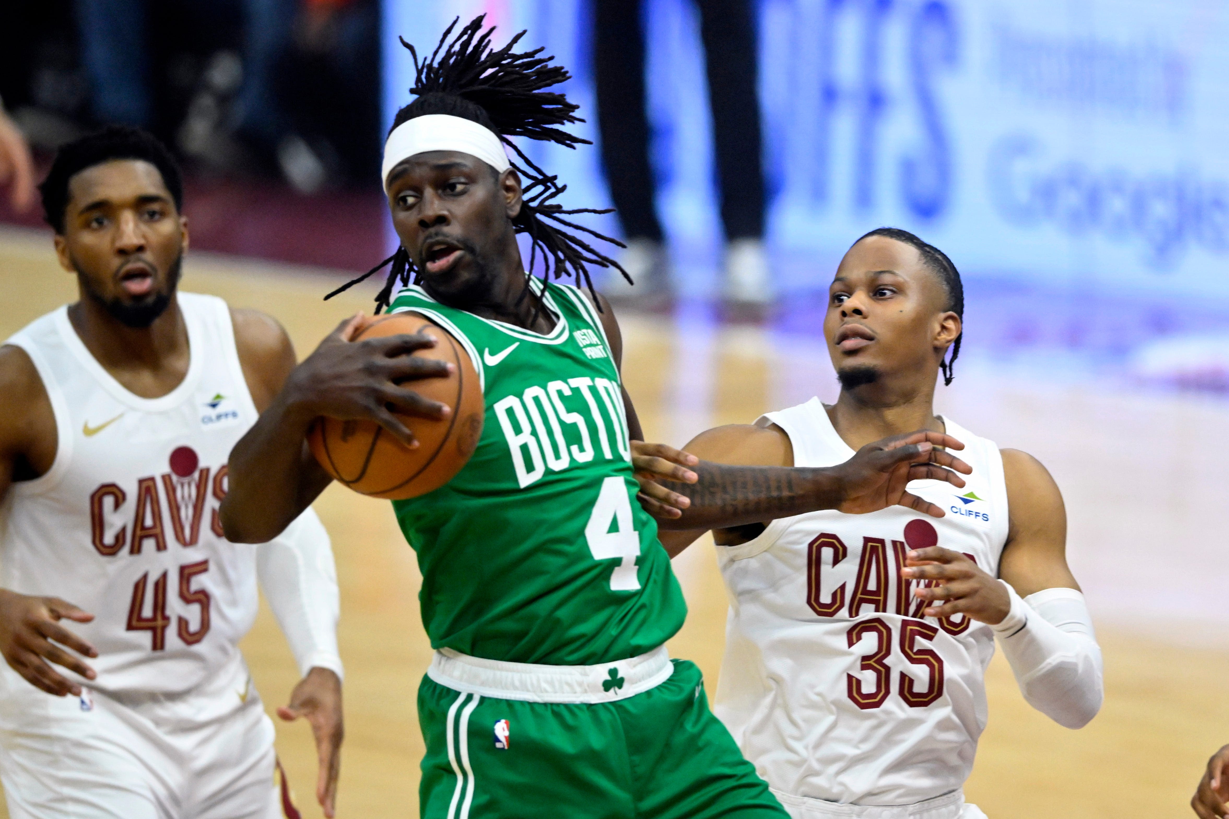 Cavaliers crash back to earth as Celtics grab 2-1 lead in NBA playoffs series