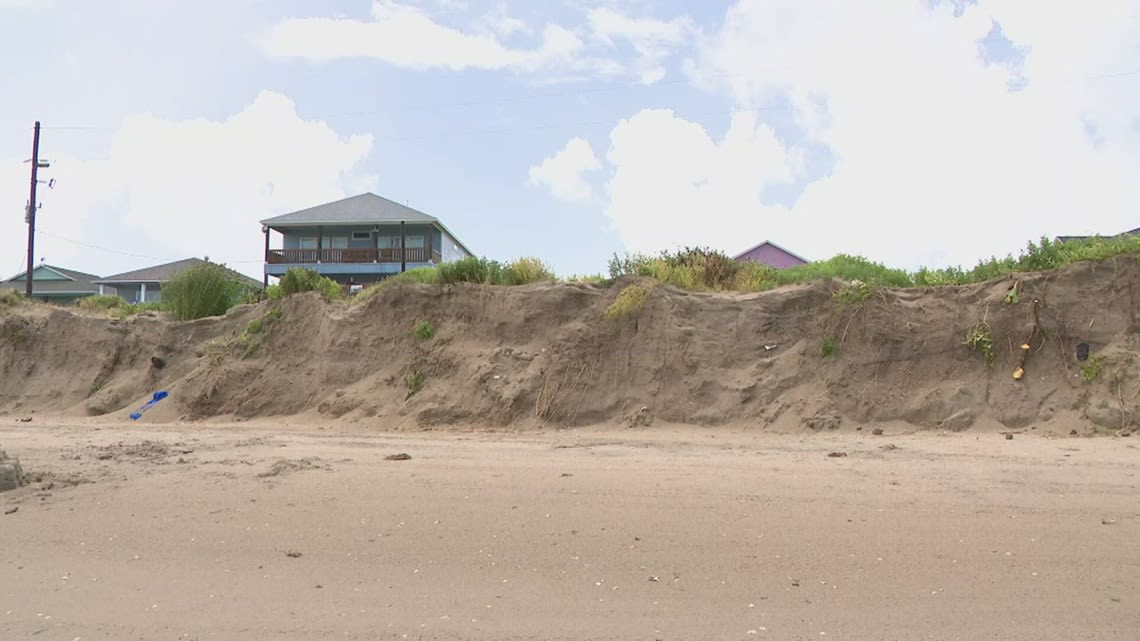 Galveston emergency officials share message about safety of sand dunes ahead of Beryl