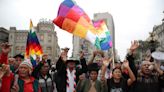 Manifestantes protestan en Lima y en el sur de Perú contra Boluarte y el Congreso