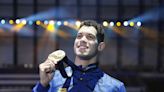 Hugo González toca el cielo y se corona campeón del mundo de los 200 espalda