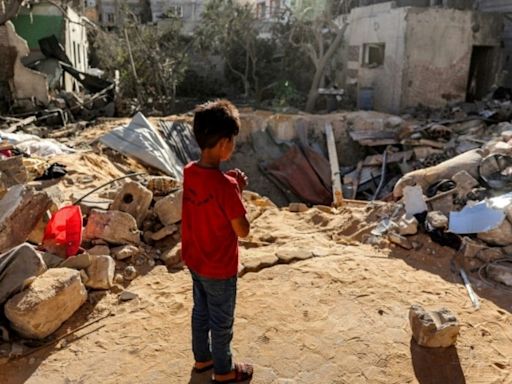 Israel bombardeia Gaza e EUA ameaça suspender ajuda militar