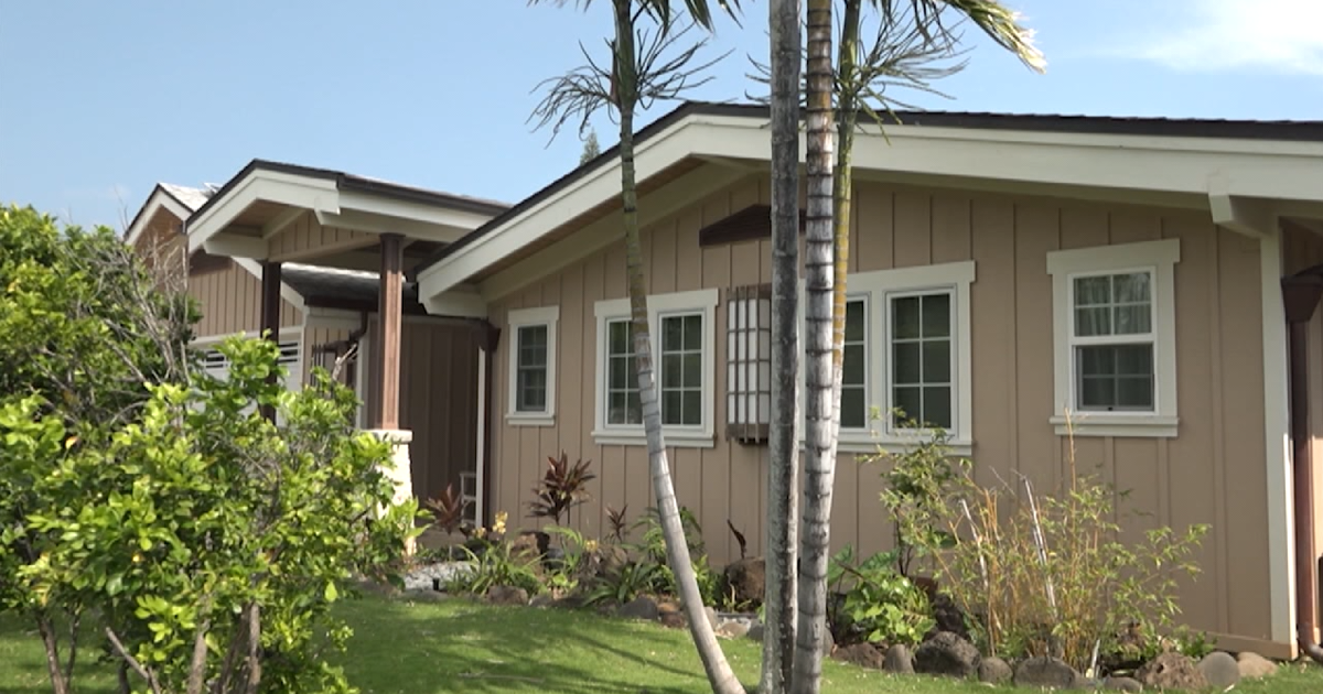 Hawaii county mayors crack down on short-term rentals, pledging neighborhood restoration