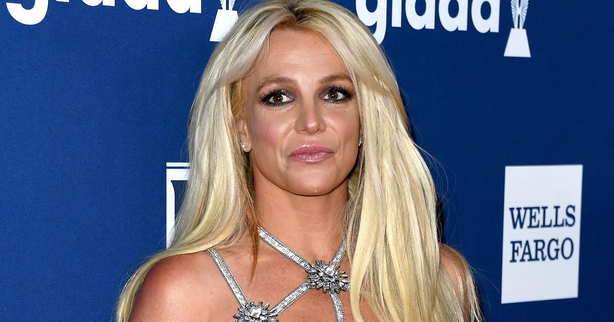 Britney Spears Spotted With Paramedics Amid Reported 'Mental Health Crisis' Concerns