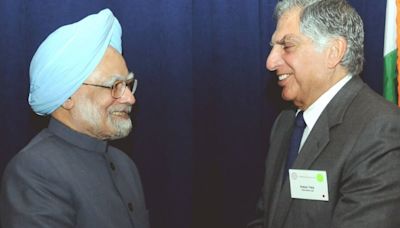 "Had Courage To Speak Truth To Power": Manmohan Singh's Ratan Tata Tribute