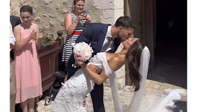 Charlène et Benoit (Secret Story) : Château, robe sublime... Découvrez leur mariage religieux célébré en grandes pompes