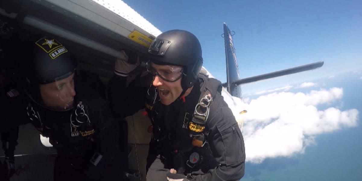 U.S. Army Golden Knights dropping in at the Myrtle Beach Classic