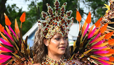 Rihanna deslumbra con su regreso al Carnaval de Barbados | Teletica