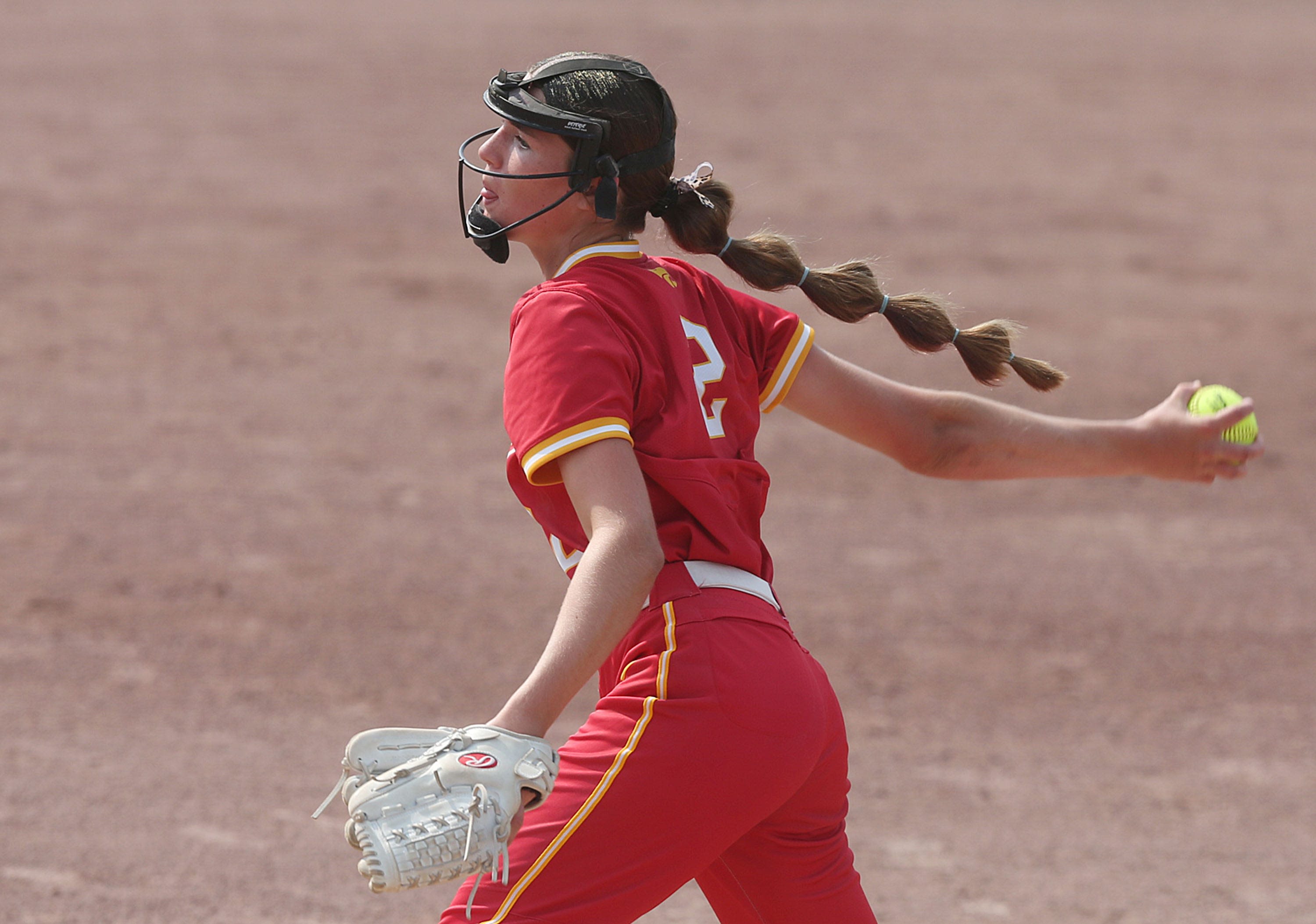 Class 4A Iowa state softball tournament round-up: Carlisle outlasts Dallas Center-Grimes