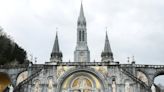 Affaire Rupnik: ses accusatrices veulent plus que la fin de l'éclairage des mosaïques à Lourdes