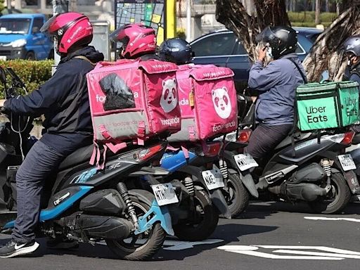 Foodpanda未幫外送員投強制險遭罰 高高行：南市自治條例違法