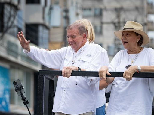 El candidato opositor González Urrutia promete educación de calidad en acto con universitarios de Venezuela