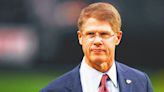 Chiefs owner Clark Hunt denies that he promised locker room renovation