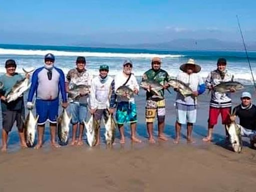 Invitan a participar en el torneo de pesca deportiva en Lázaro Cárdenas