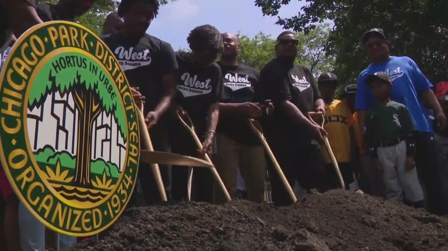 Groundbreaking ceremony held for new Chicago Park District fieldhouse honoring Jackie Robinson