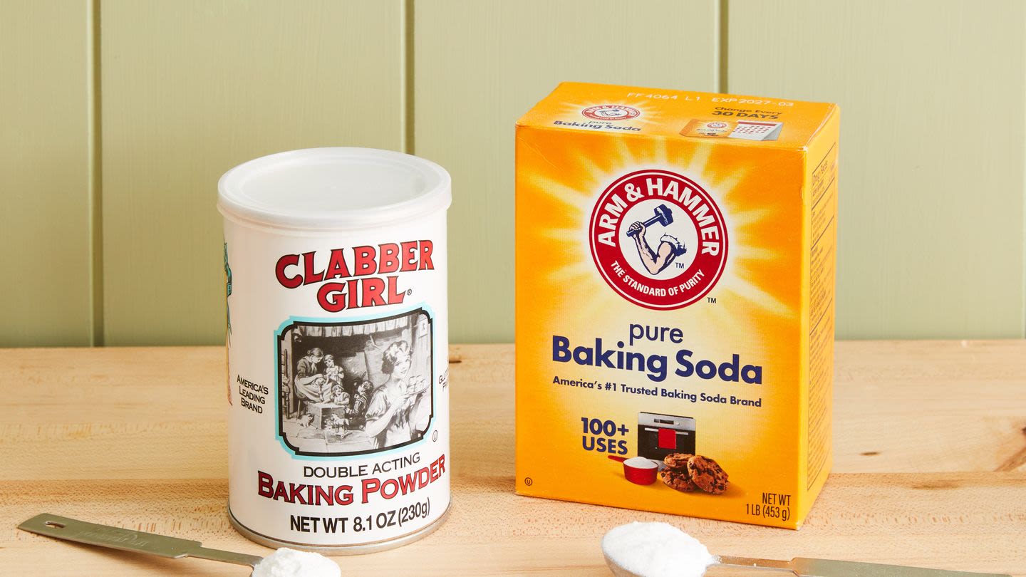 Baking Powder vs Baking Soda: Why You Can’t Just Swap Them