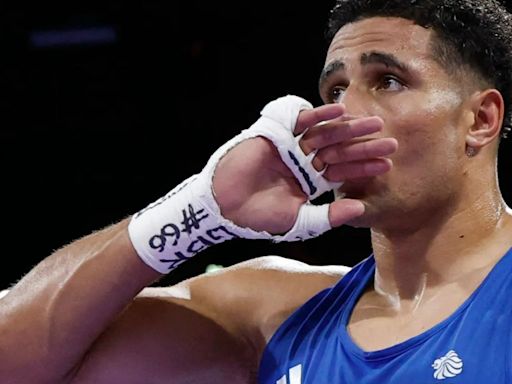 Fans fume Team GB boxer Delicious Orie 'robbed' after 'stinker of a decision'