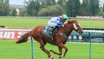 'He's just fabulous' - veteran Redarna joins Ayr greats with eighth course win