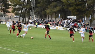 Ayoub marca de penalti y vuelve a ser decisivo para el Caravaca en El Morao