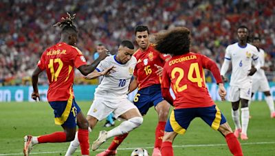 Spain v France LIVE: Euro 2024 result and final score as Lamine Yamal wondergoal knocks out Kylian Mbappe