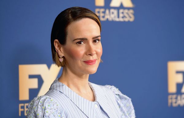 Sarah Paulson reveals she and partner Holland Taylor live in separate homes