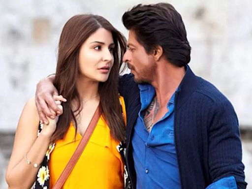 ... Ali reflects on the failure of Shah Rukh Khan and Anushka Sharma starrer 'Jab...It is an unfortunate child' | Hindi Movie News - Times of India...