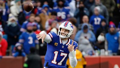 Fantasy Football Super Flex Mock Draft: Josh Allen Goes No. 1 in 12-Team Draft With Industry Experts