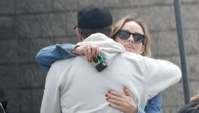 Jason Sudeikis and ex Olivia Wilde embrace each other with their kids