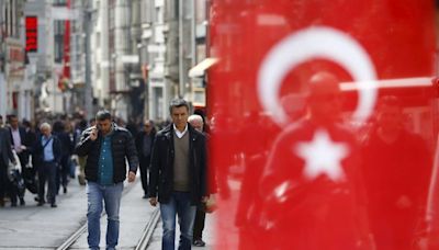 Na Turquia, taxa anual do CPI acelera a 75,45% em maio Por Estadão Conteúdo