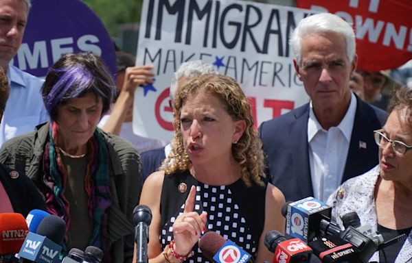 Wasserman Schultz discusses the presidential race, Netanyahu and more