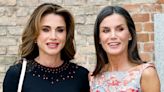 Letizia y Rania, dos reinas de estilo con muchas similitudes y algunas diferencias