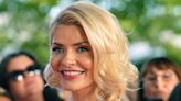 Holly Willoughby dons old Hollywood glamour for Dancing On Ice finale