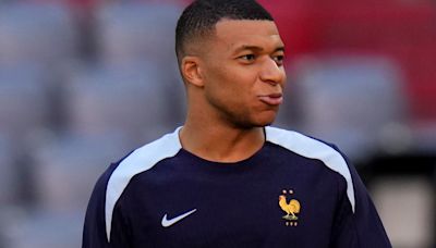 Mbappé: críticas en Francia en la previa ante España