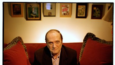 Bob Newhart, the comedy sensation of the 1960s starred in two successful sitcoms, has died