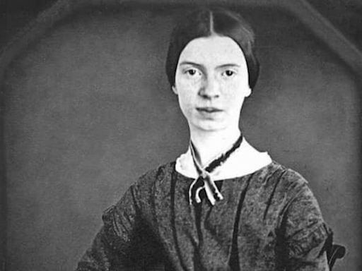 Poemas de Emily Dickinson, la poetisa de la naturaleza (Verso a verso)