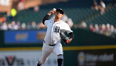 Tigers outlast AL Central-leading Guardians, winning 1-0 when Rogers scored on Rocchio s error