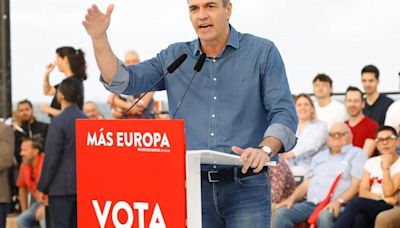 Sánchez llama a concentrar el voto en el PSOE y alerta de que apoyar a PP o a Vox es lo mismo porque pactarán