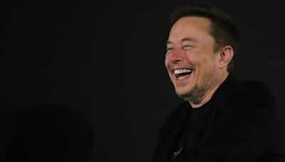 Piers Morgan to interview Elon Musk on YouTube channel