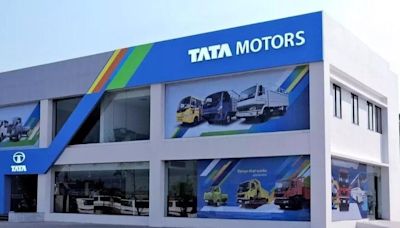 Tata Motors shares zoom past Rs 1,100 level to hit fresh 52-week high; how strong is this upside?