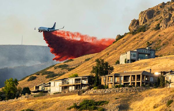 Salt Lake City wildfire prompts mandatory evacuations uphill from Utah's state capitol