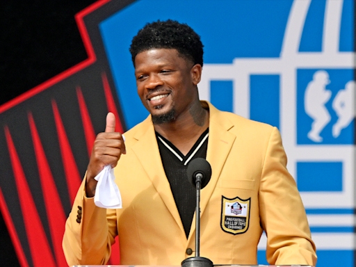 Texans legend Andre Johnson delivers speech after induction into Pro Football Hall of Fame