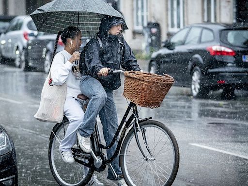 Denmark and Spain suffer under chaotic weather